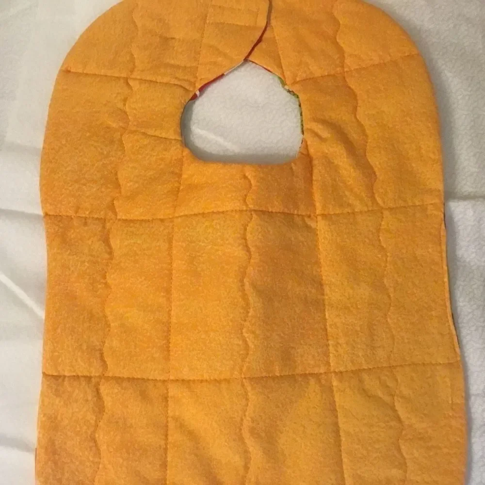 3/$25 or $12 ea. NWT Handmade Quilted Reversible Bib.